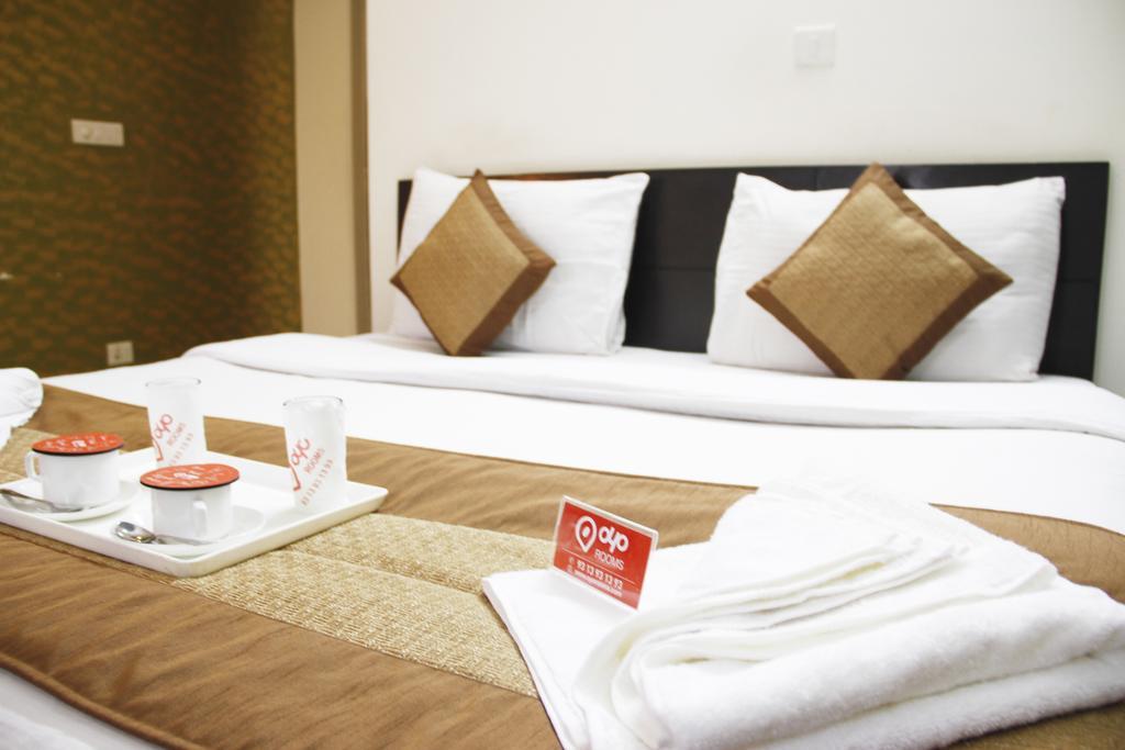Friends Residency Bed & Breakfast New Delhi Exterior foto