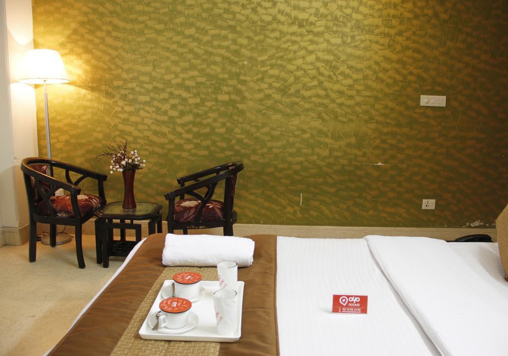 Friends Residency Bed & Breakfast New Delhi Exterior foto