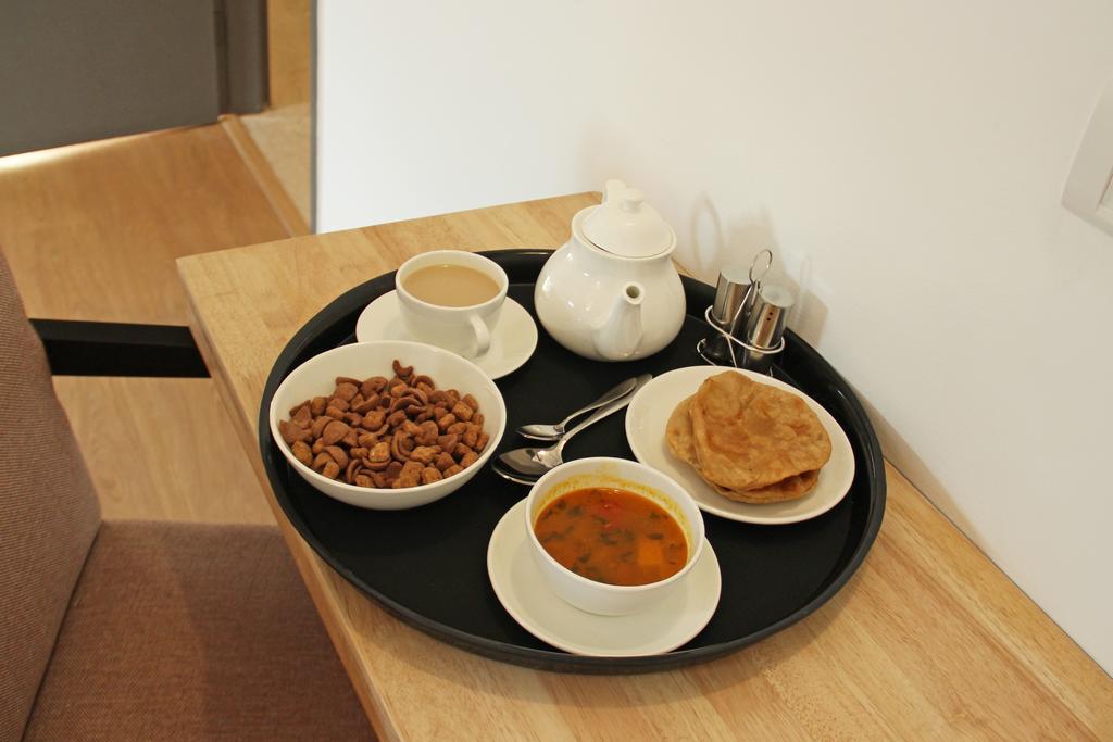 Friends Residency Bed & Breakfast New Delhi Exterior foto